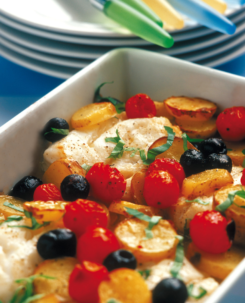 Baccalà al forno con patate pomodorini e olive