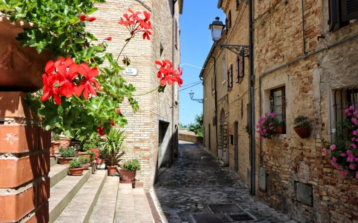 25 aprile e 1° maggio: Pro Loco aperta per accogliere i visitatori